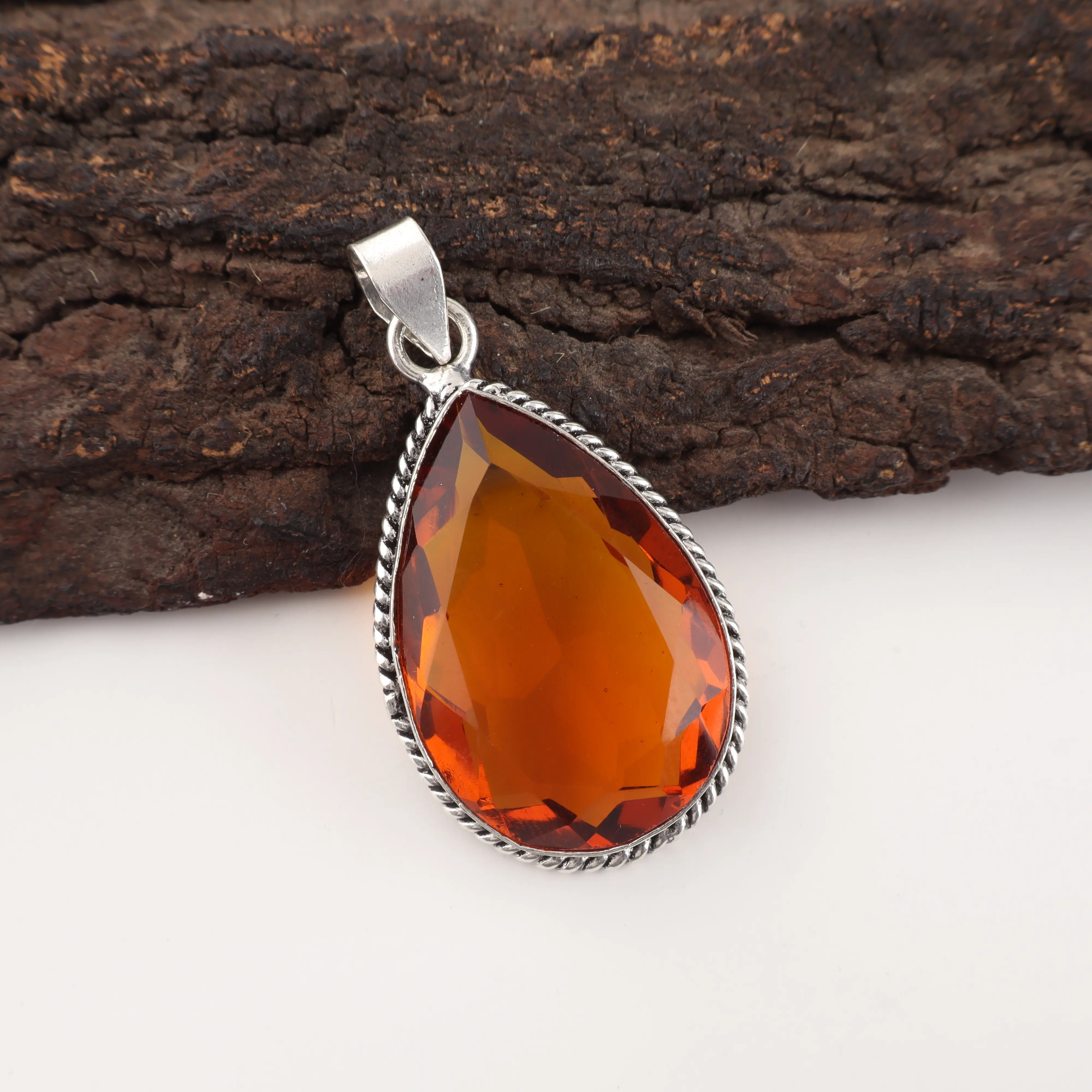 AAA Citrine gemstone pendant in 925 sterling silver with brilliant golden-yellow stone